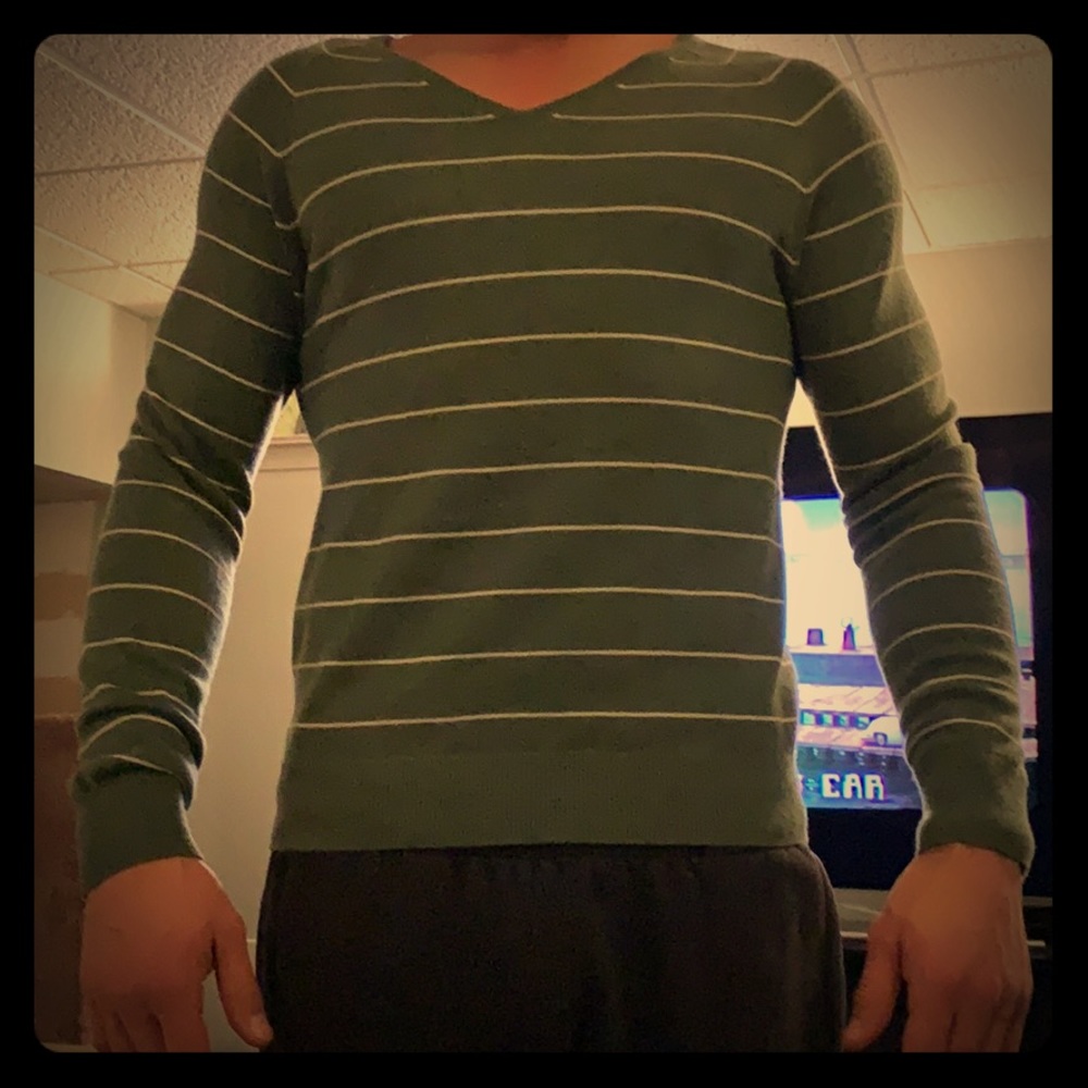 Club Monaco Size Medium Sweater